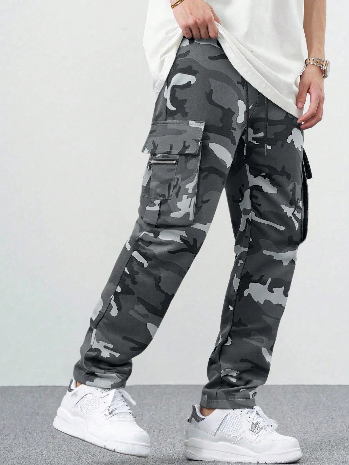 Fitwala™ Army Gray Utility Cargo Pants – Multi-Pocket Korean Streetwear Style